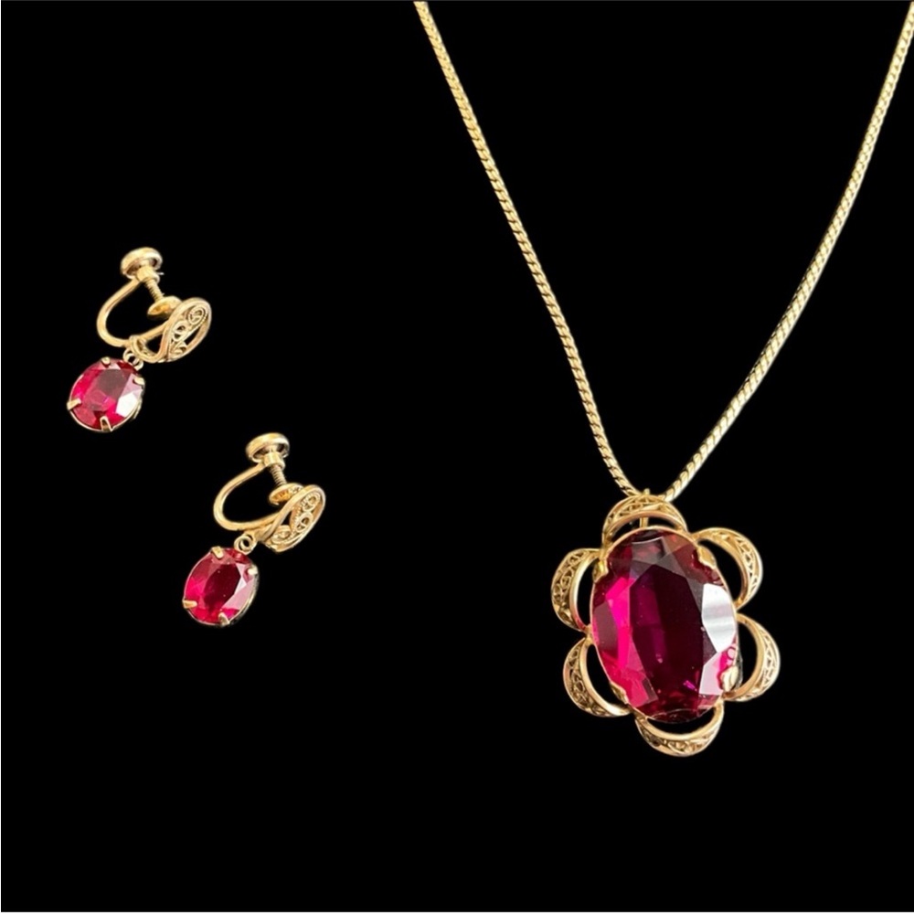 Vintage Set of 12K Gold Filled Filigree Red Necklace & Screw Back Earrings